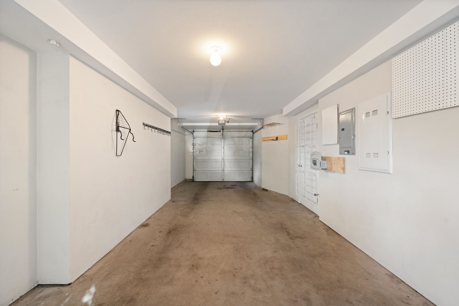 Listing Image 36