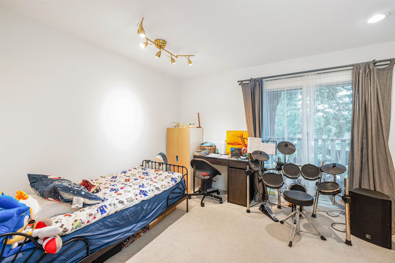 Listing Image 15