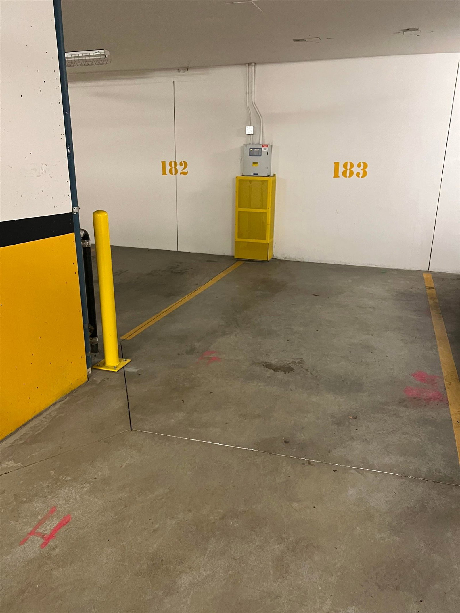 Listing Image 11