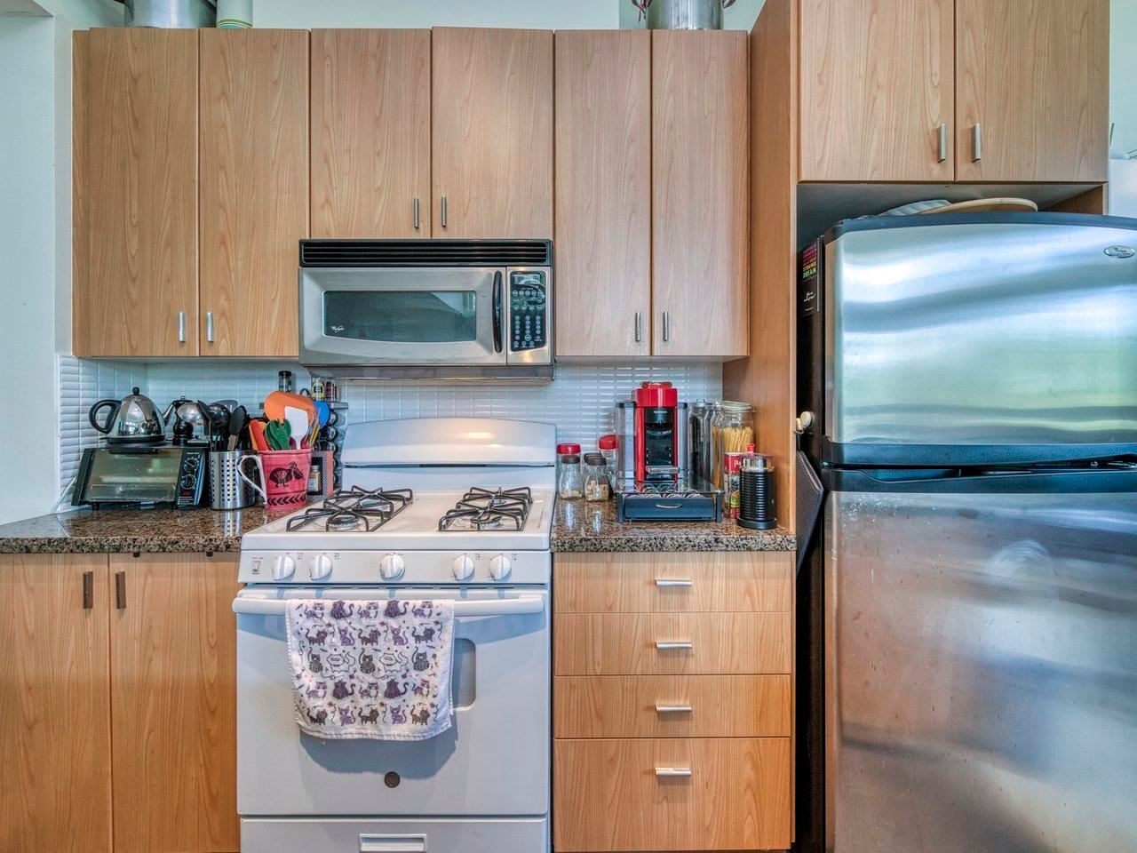 Listing Image 10