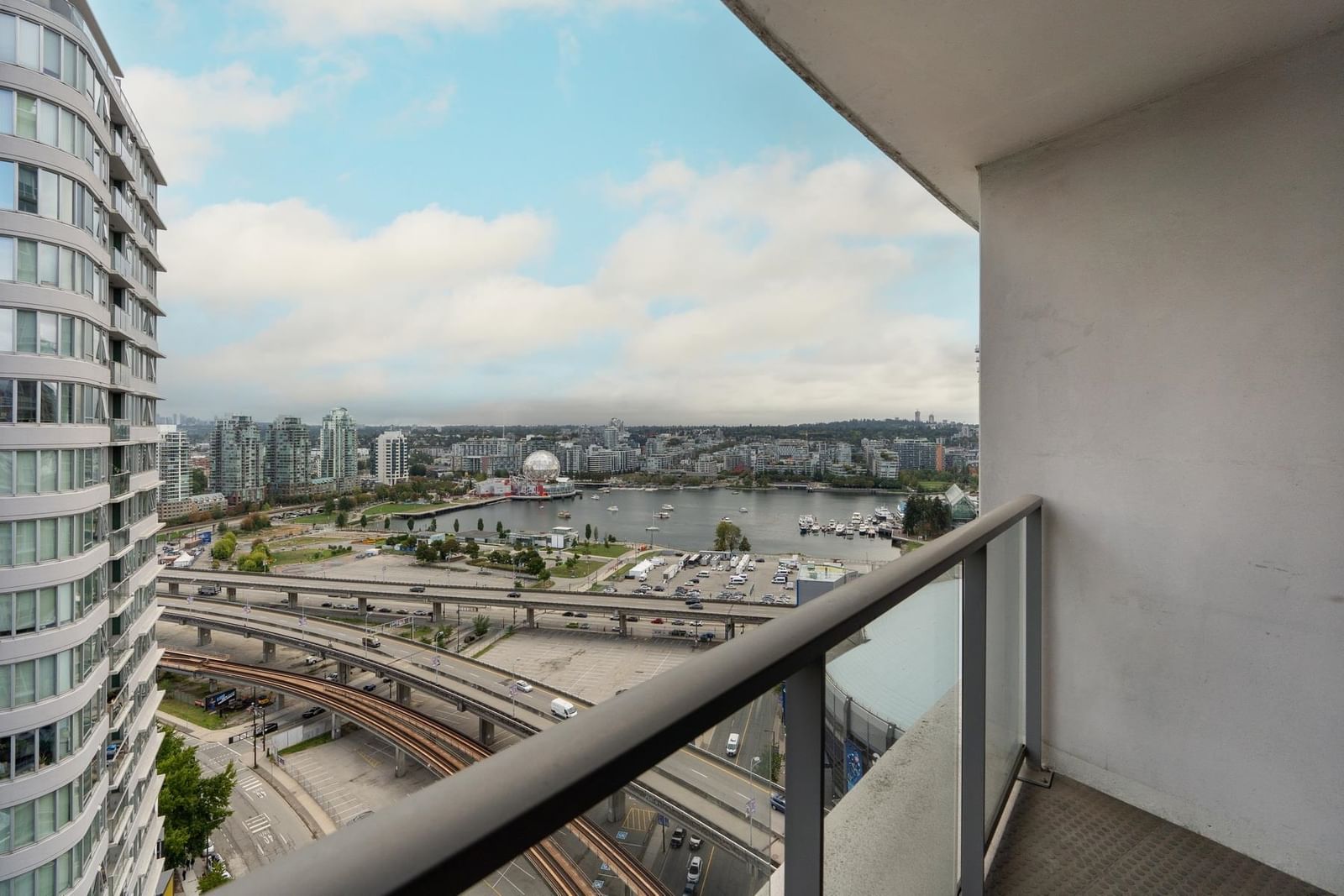 Listing Image 21