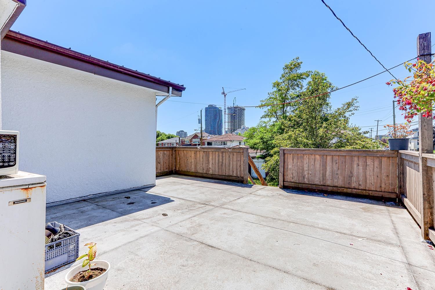 Listing Image 17