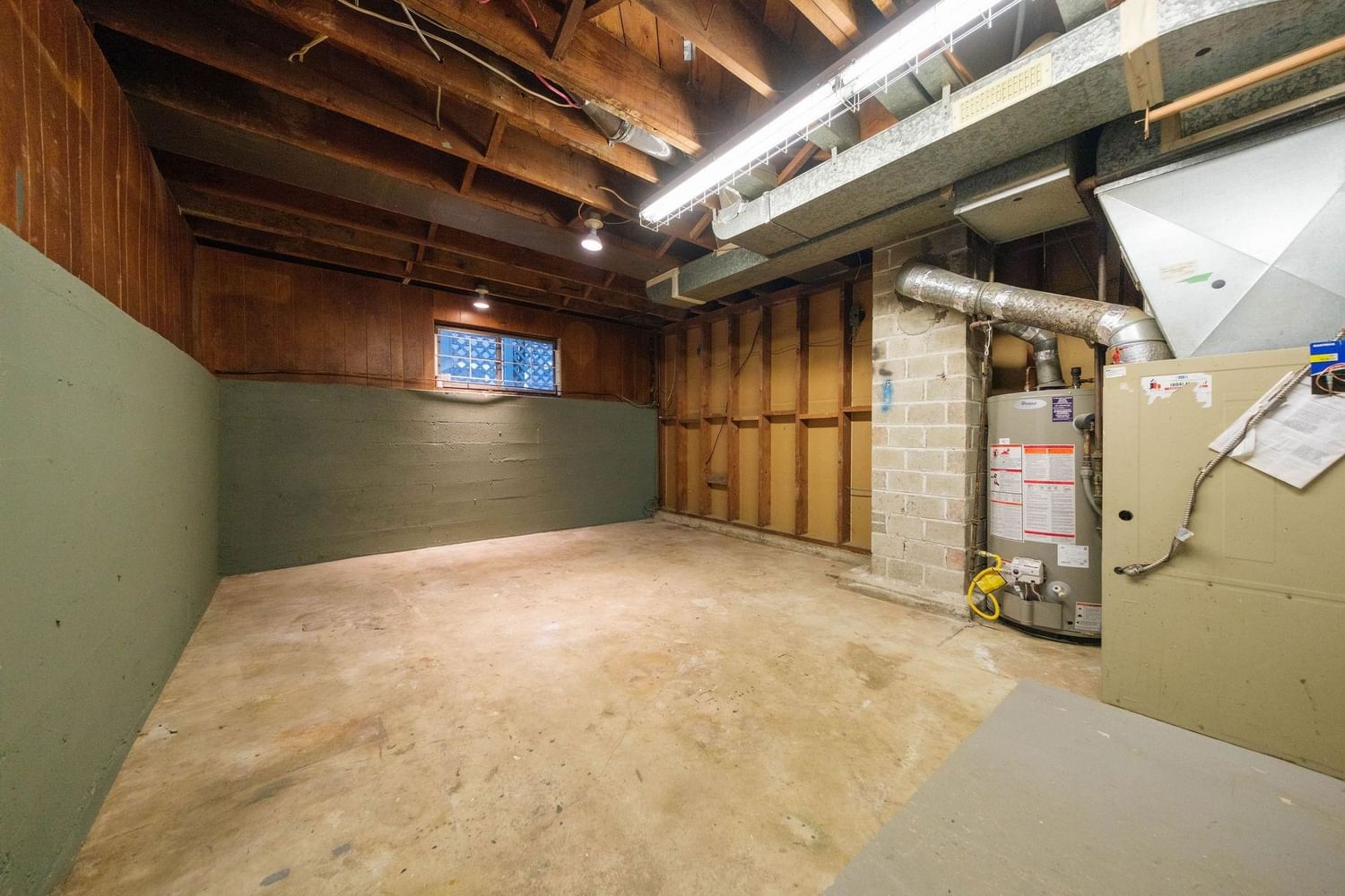 Listing Image 25