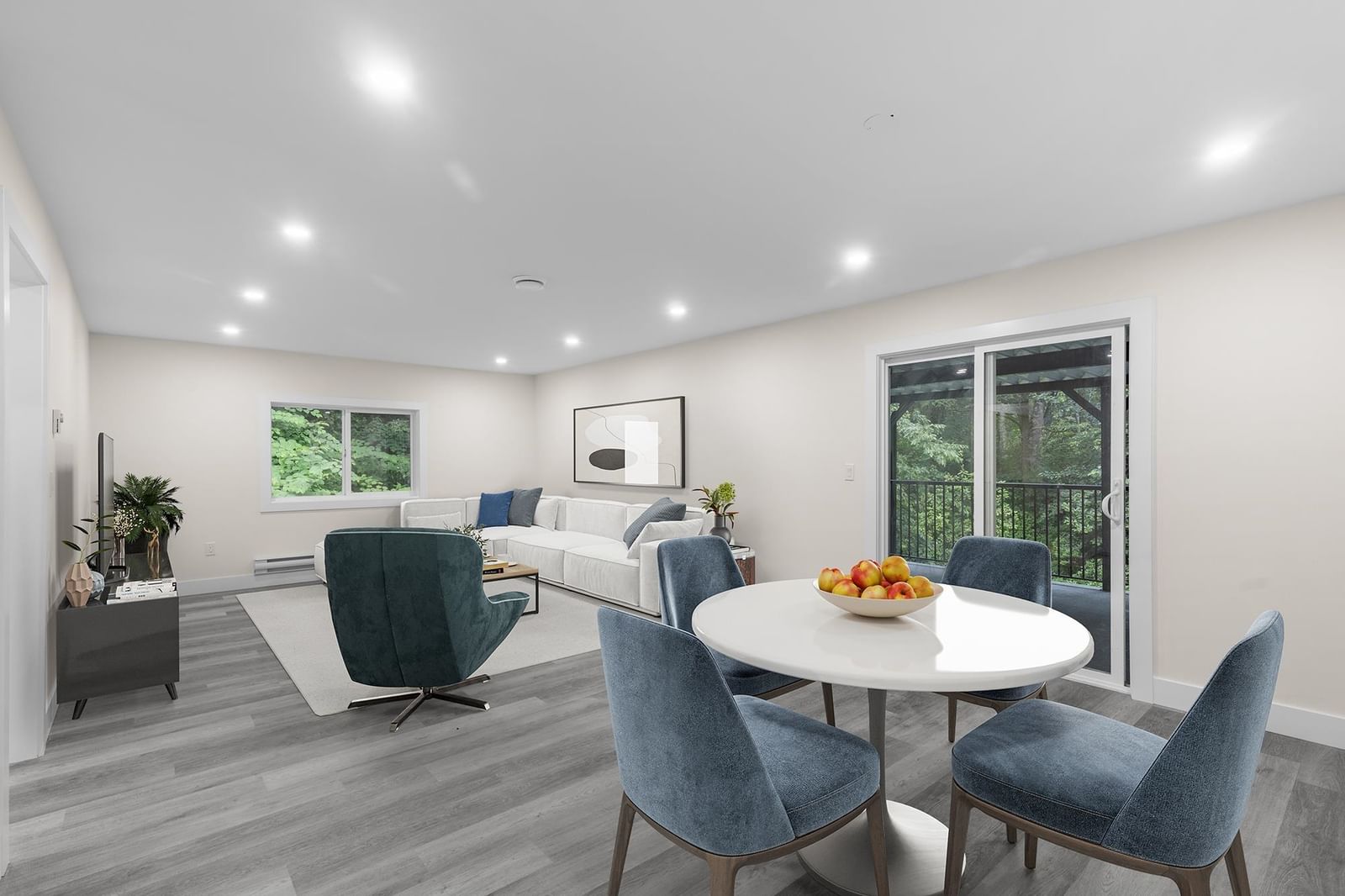 Listing Image 10