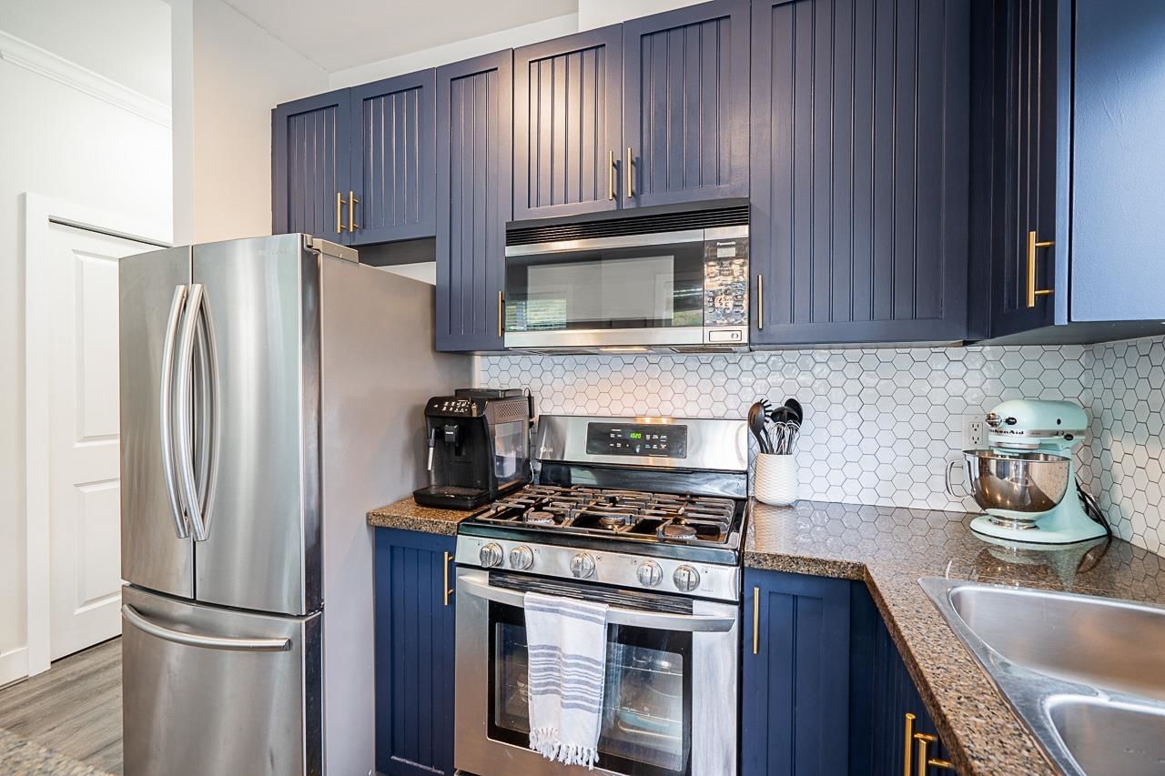Listing Image 19