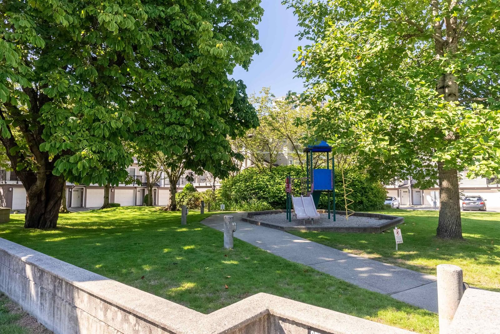 Listing Image 30