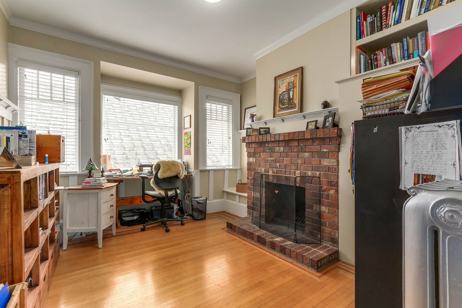 Listing Image 11