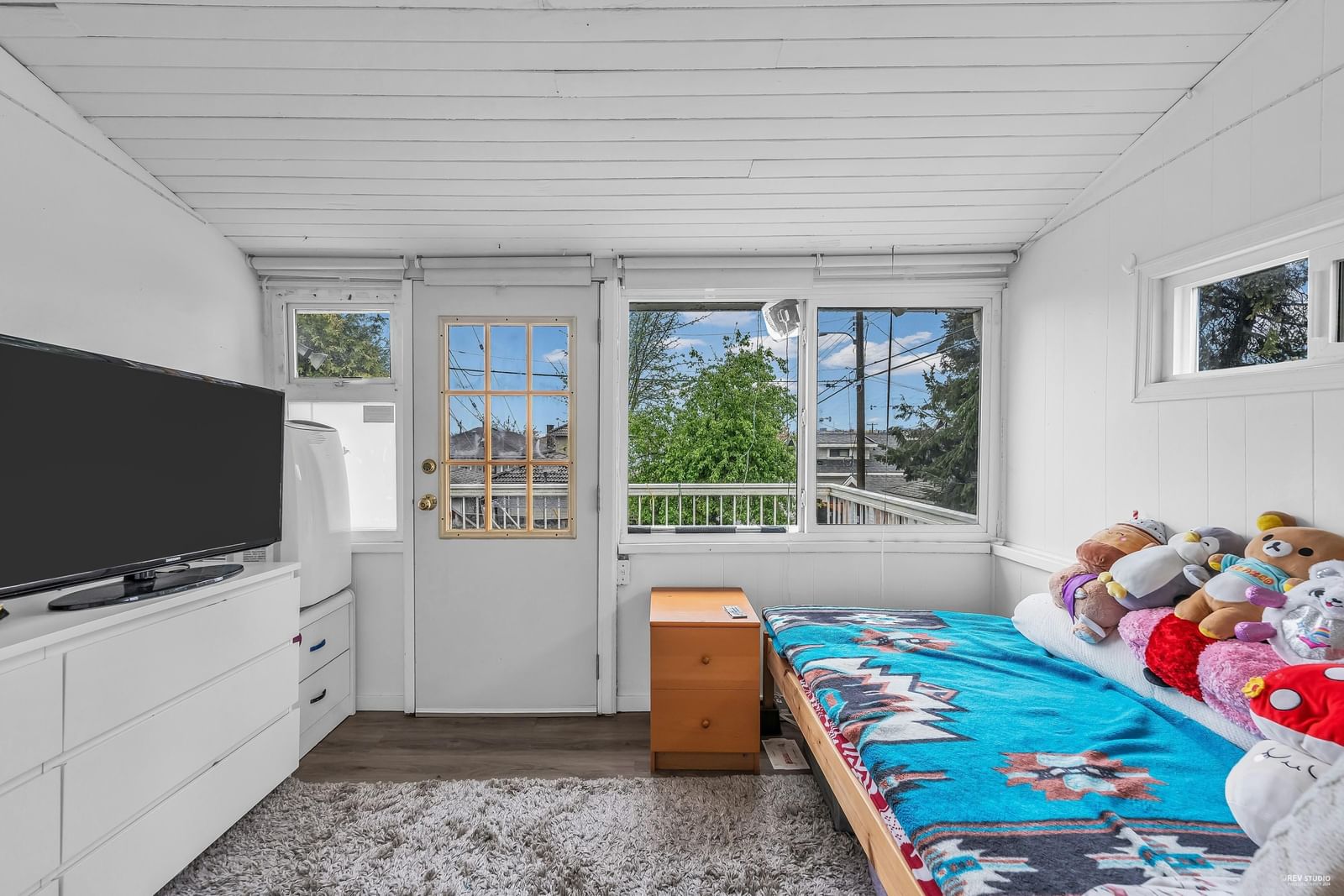 Listing Image 14