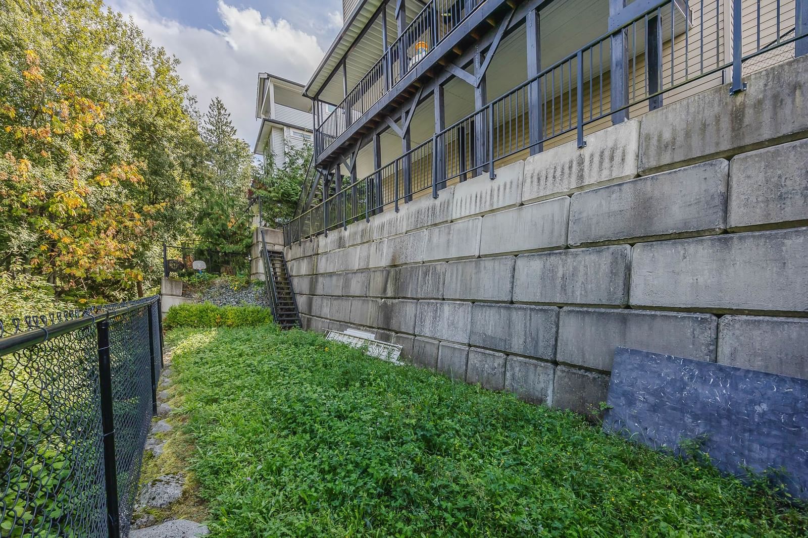 Listing Image 40