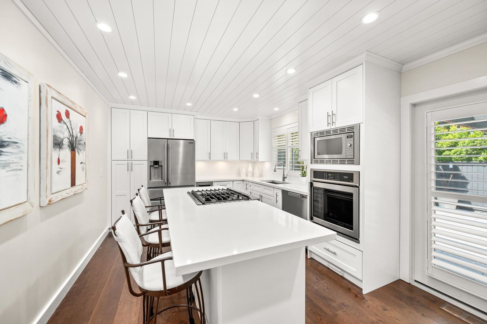 Listing Image 9