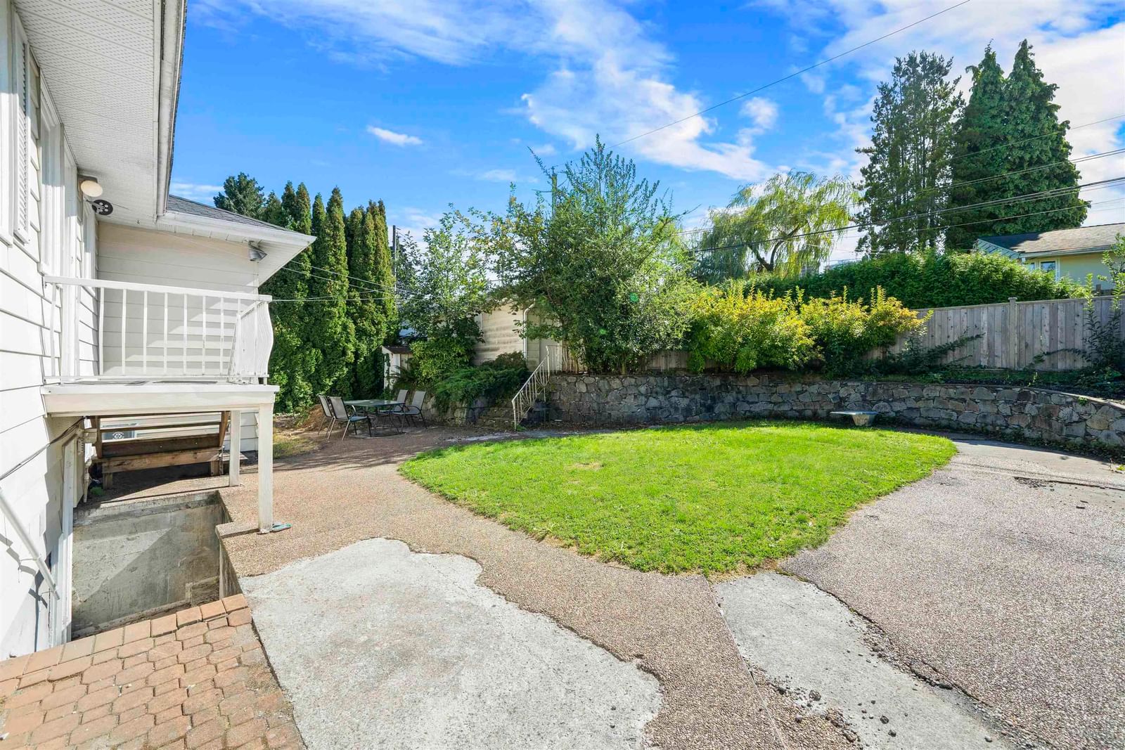 Listing Image 27