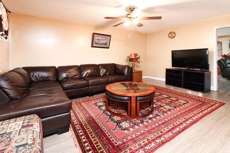 7176 124 Street, Surrey, V3W 3W8 | Image 3