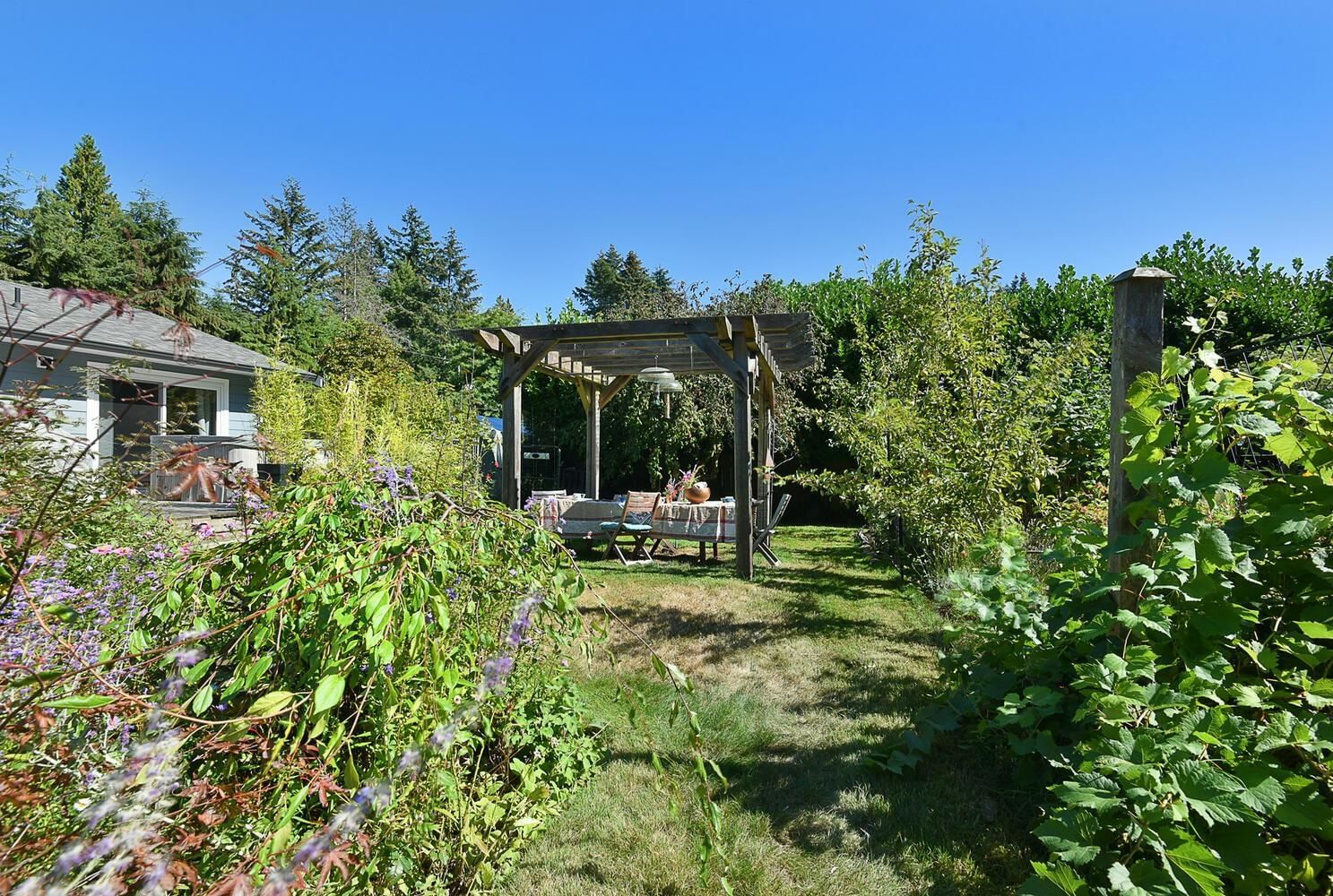 Listing Image 26