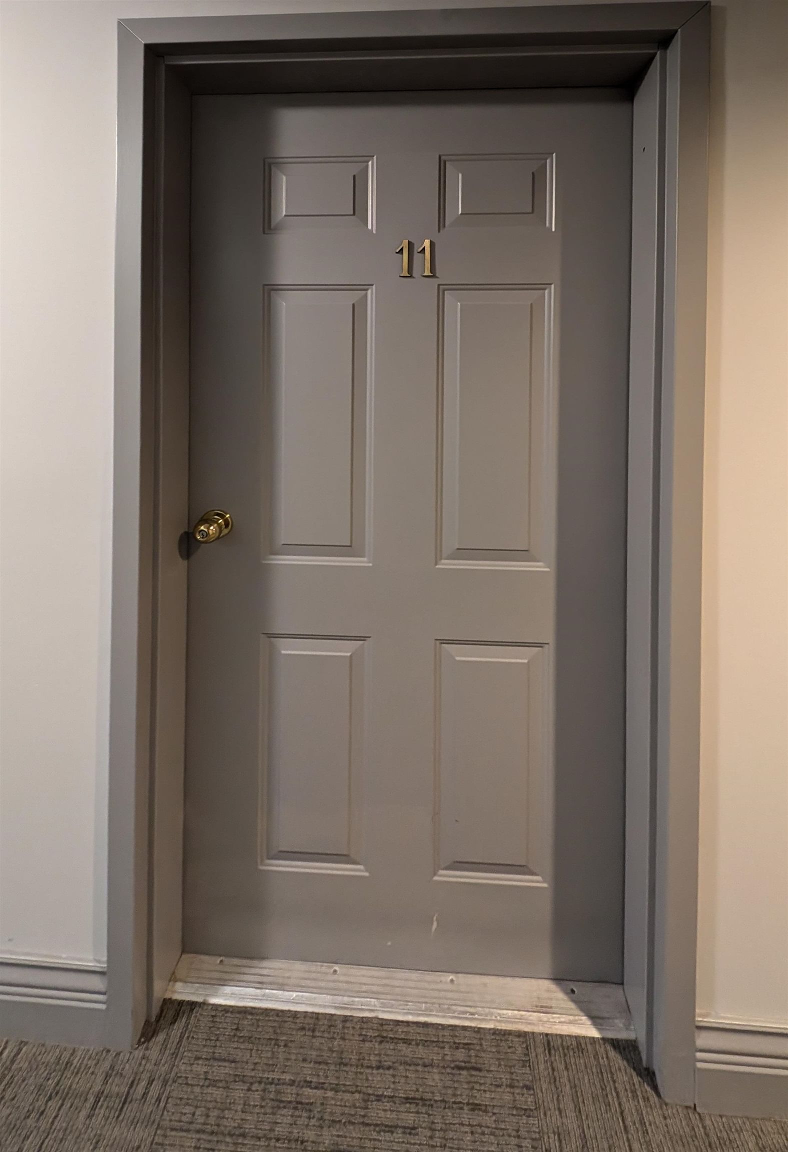 Listing Image 17
