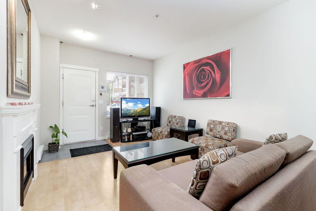 Listing Image 8