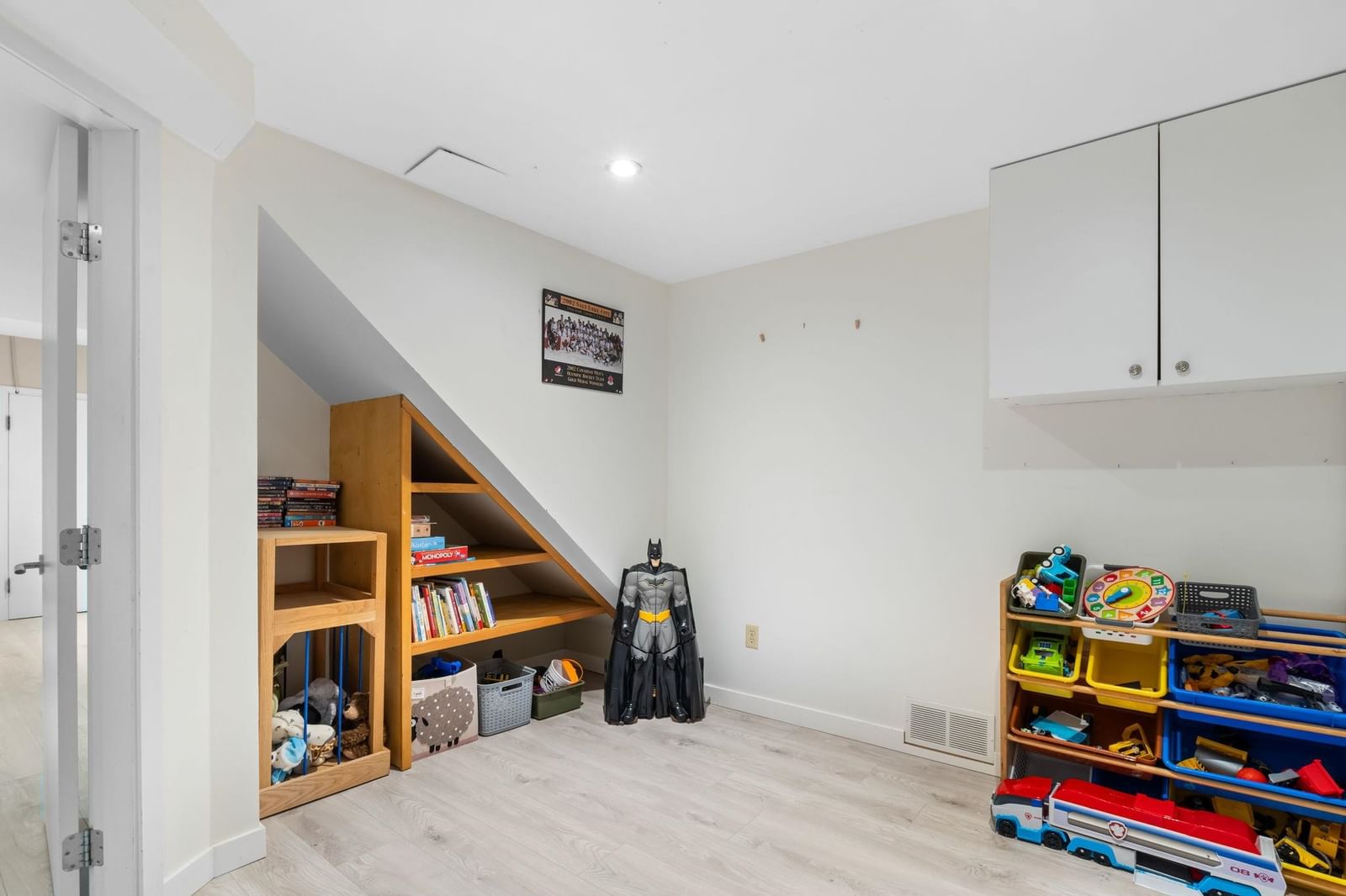Listing Image 22