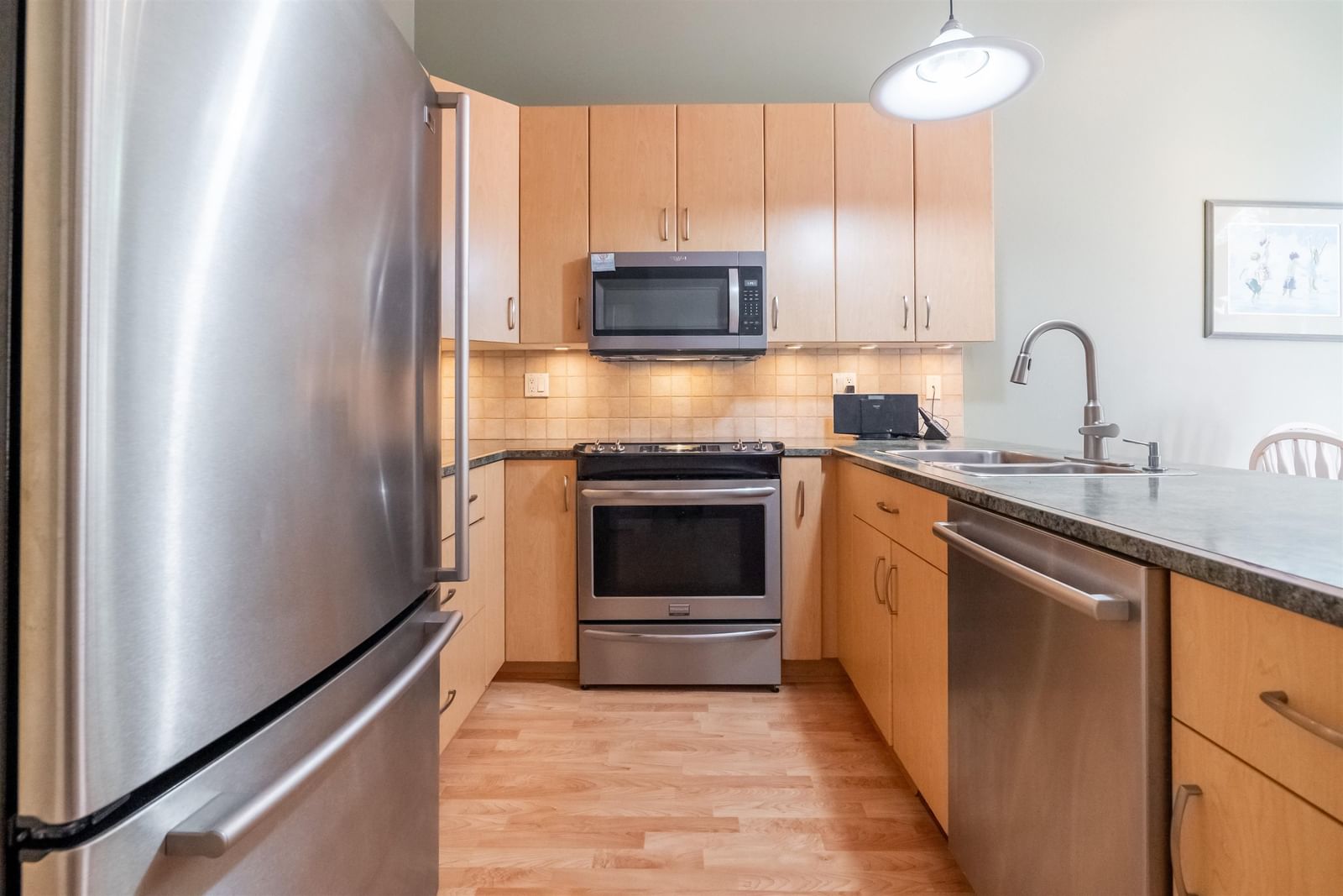 Listing Image 14