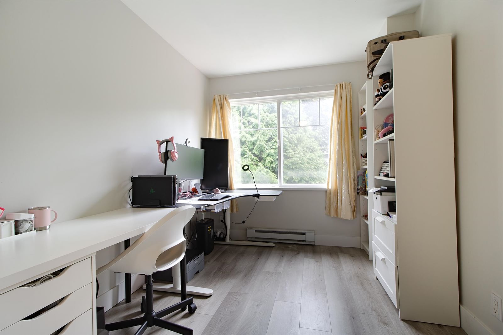 Listing Image 14