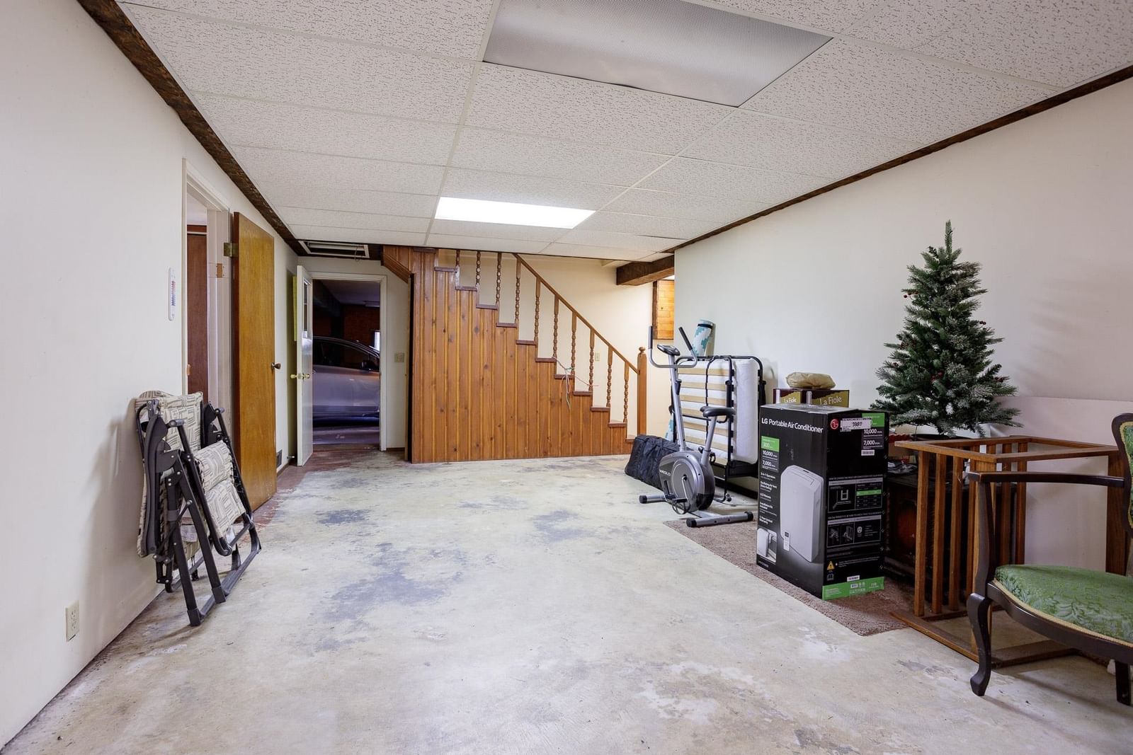 Listing Image 27