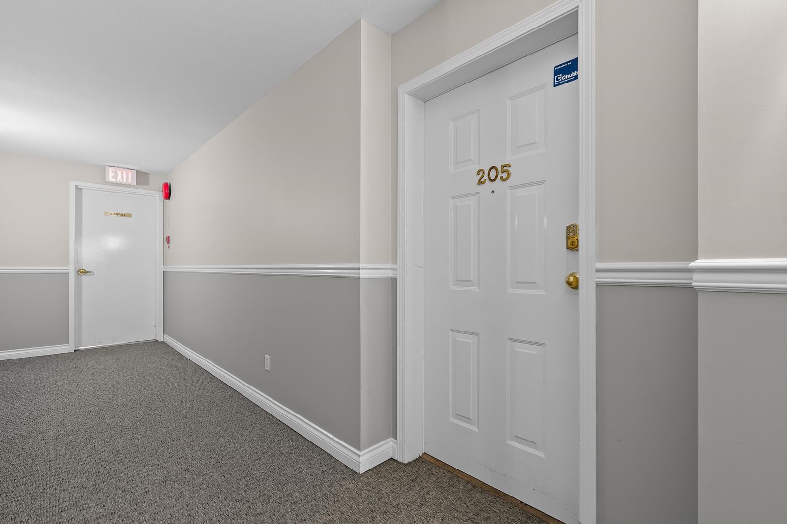 Listing Image 28