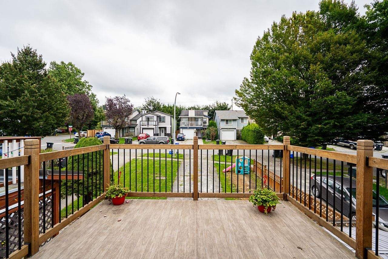 Listing Image 16