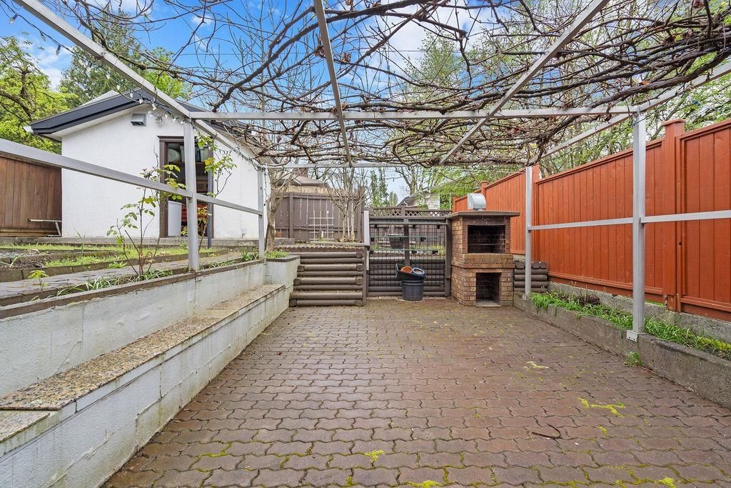 Listing Image 13