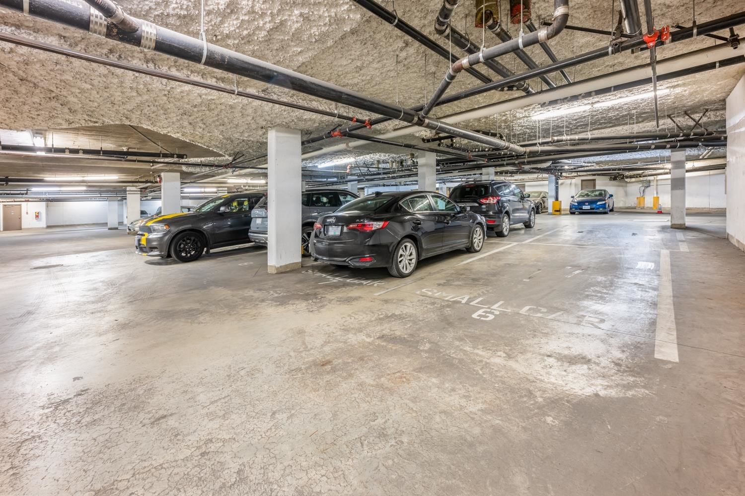 Listing Image 17