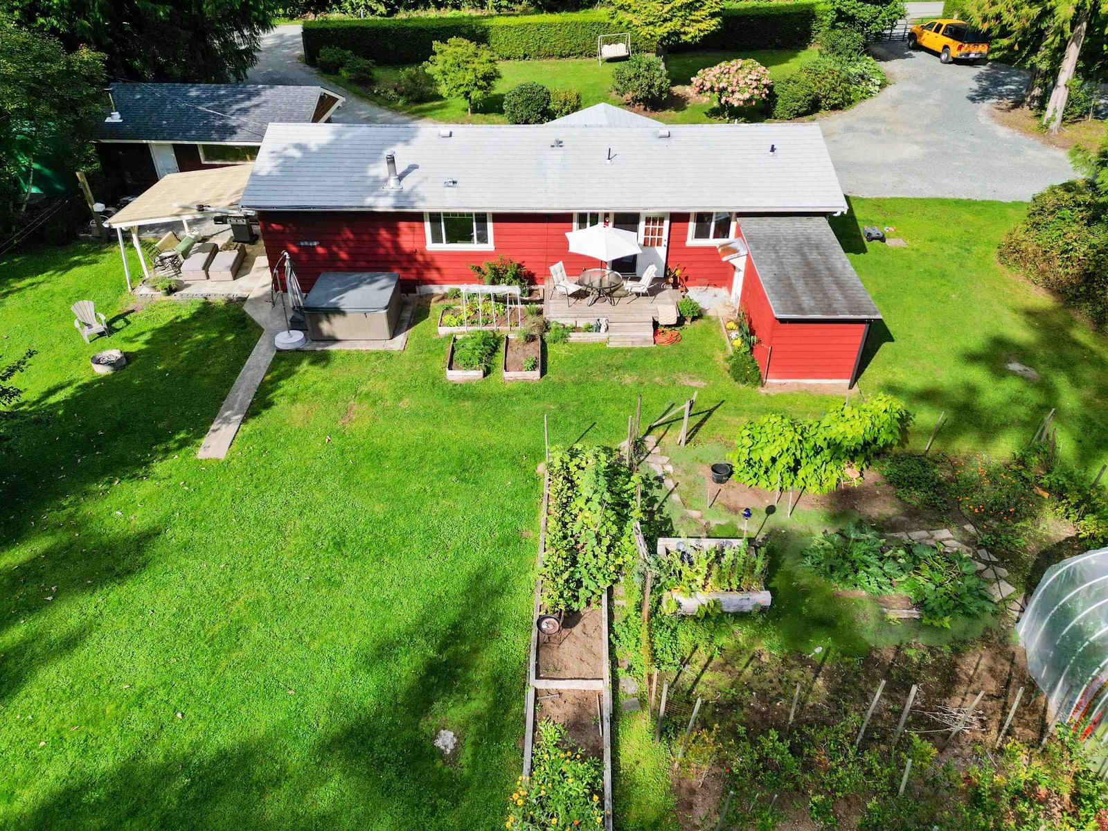 Listing Image 12