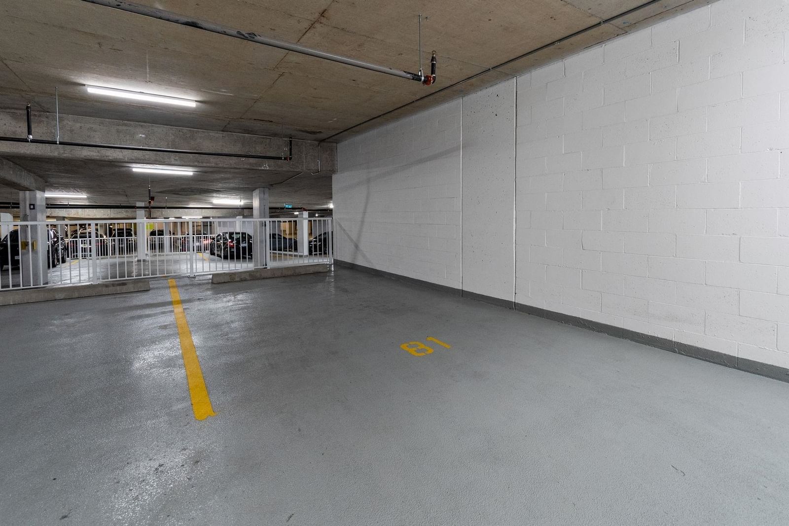 Listing Image 23