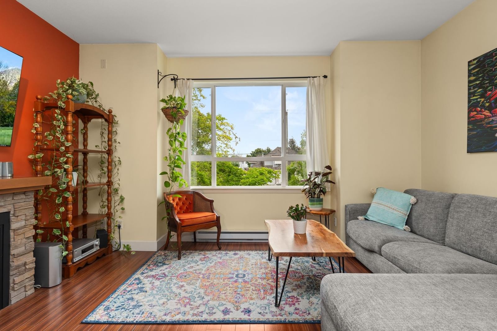 Listing Image 9