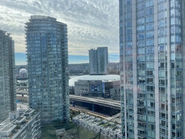 1904 - 183 Keefer Place, Vancouver, V6B 6B9 | Image 2