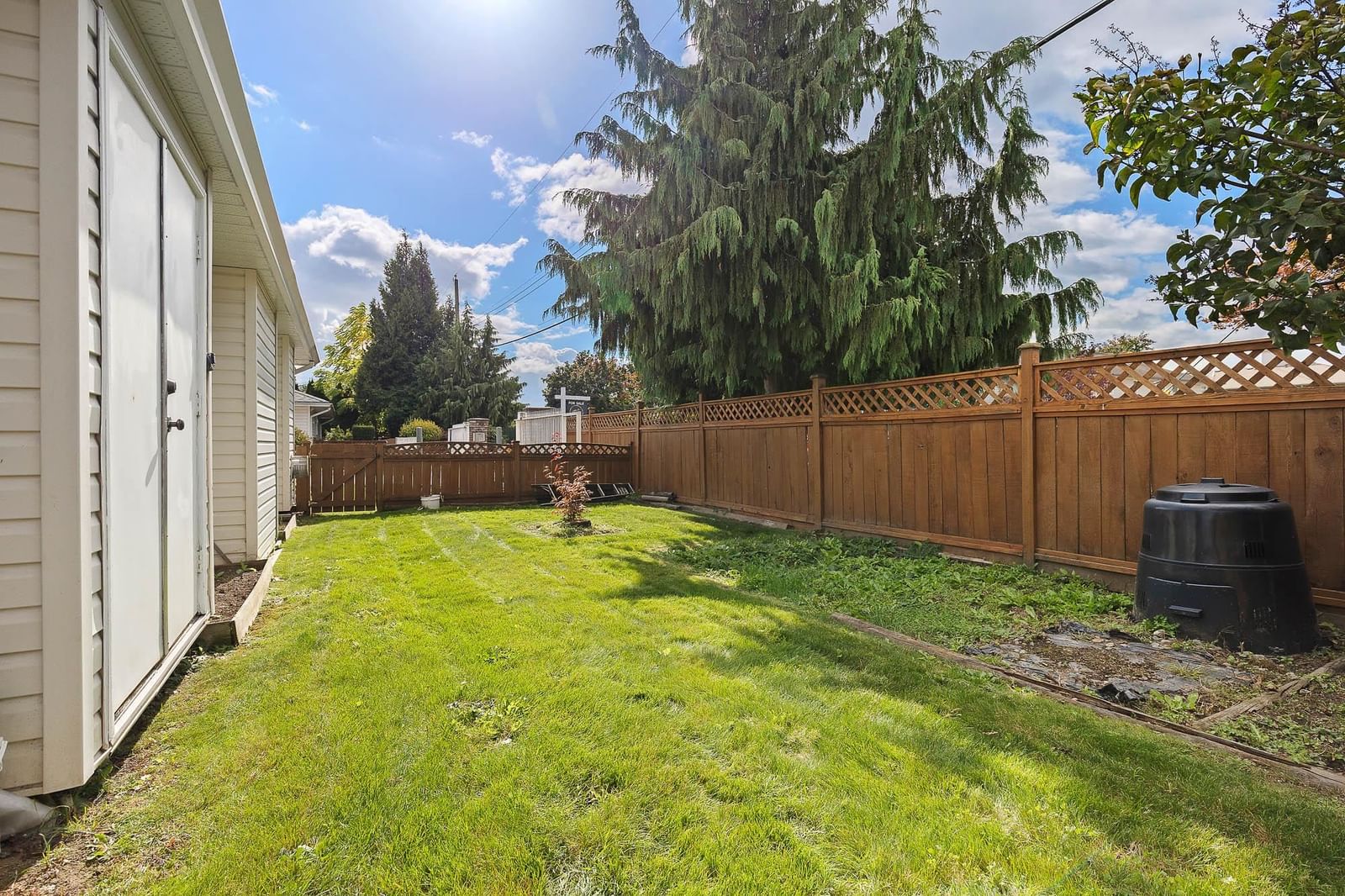 Listing Image 26