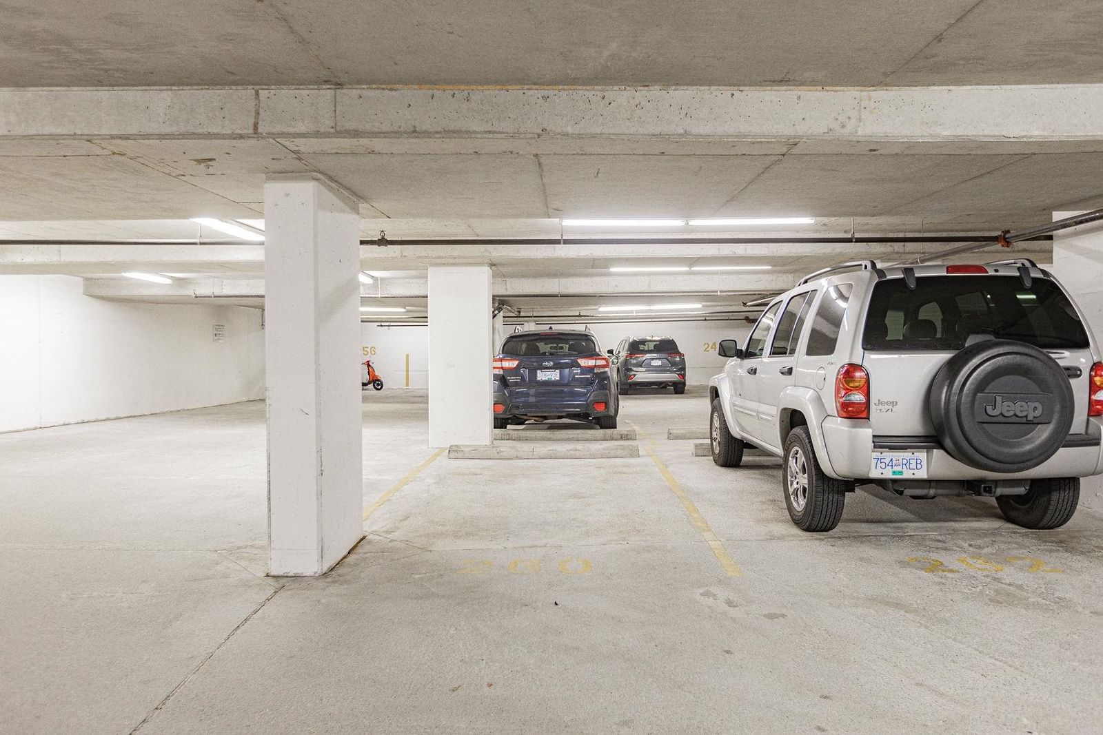 Listing Image 18