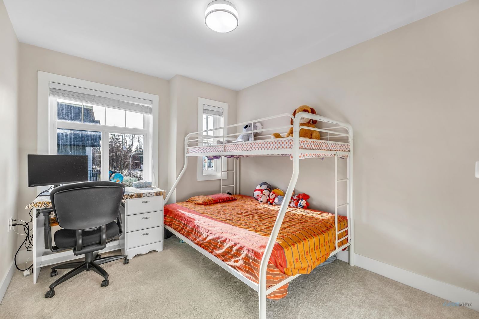 Listing Image 21