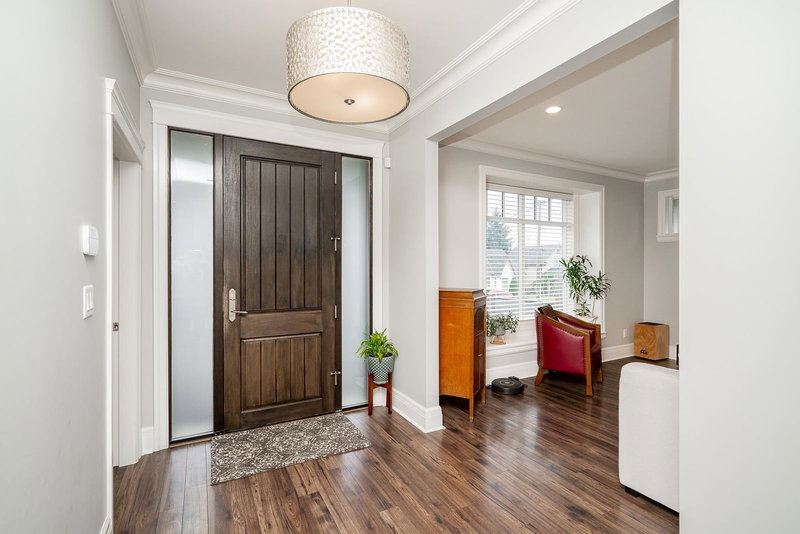 374 Simpson Street, New Westminster, V3L 3J9 | Image 2