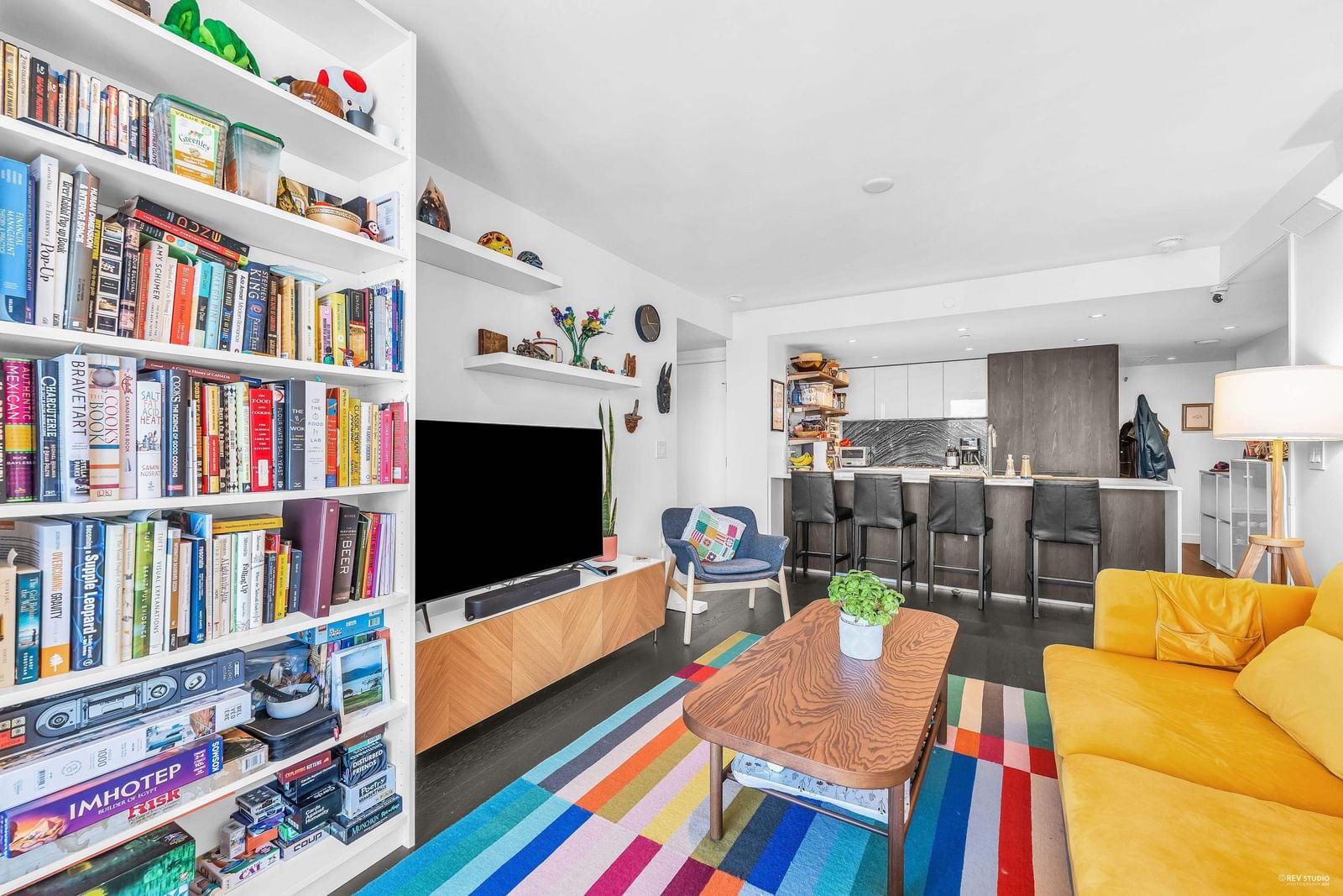 Listing Image 9