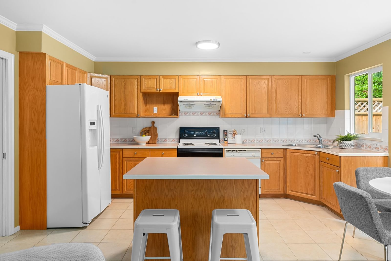 Listing Image 19