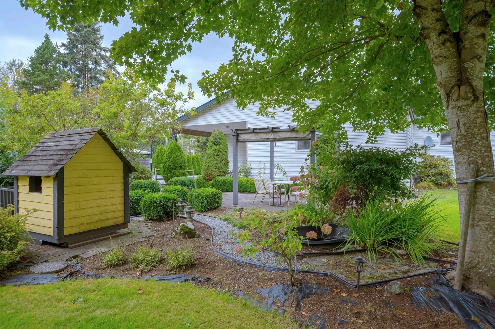 Listing Image 8
