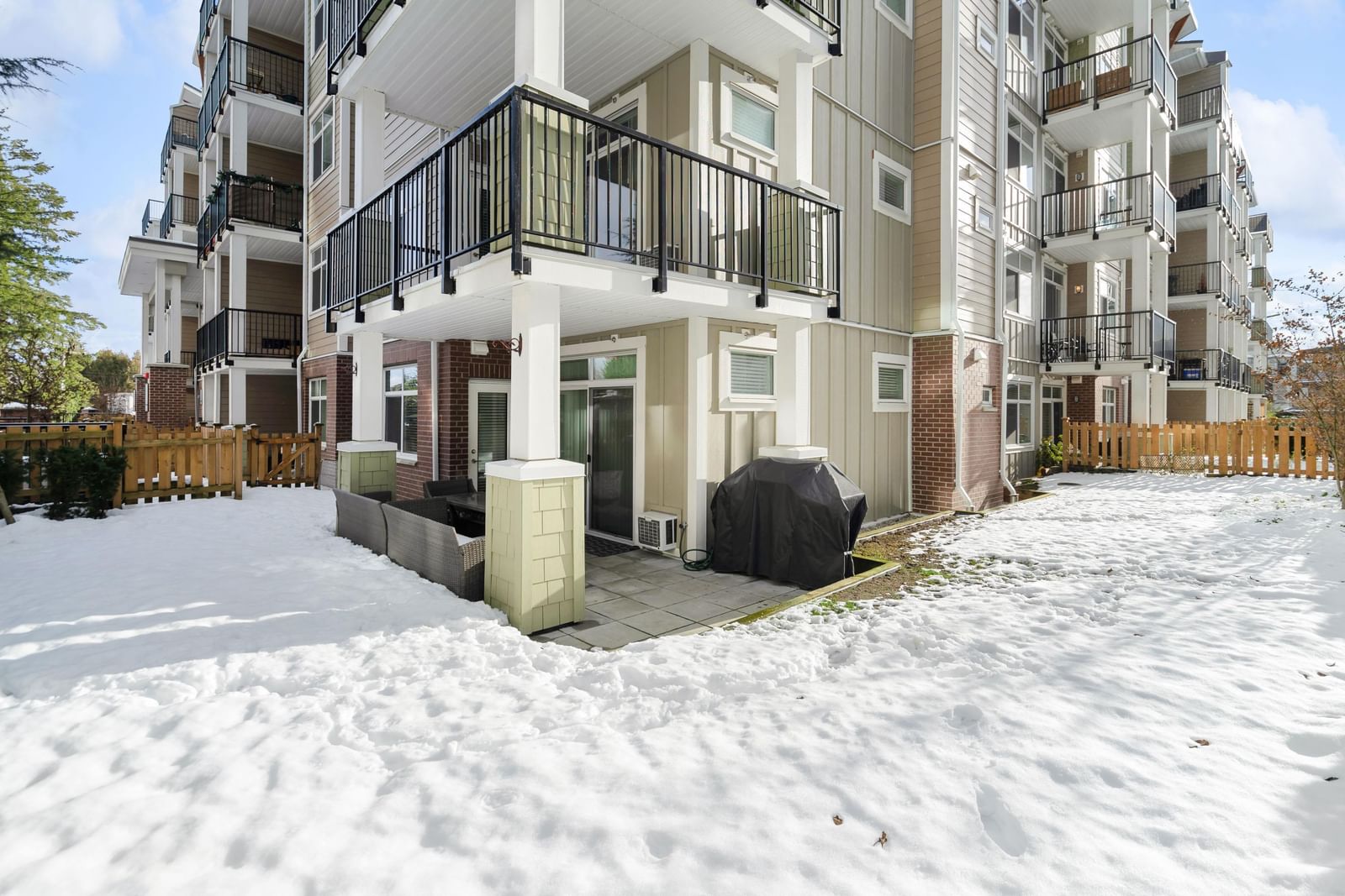 Listing Image 19