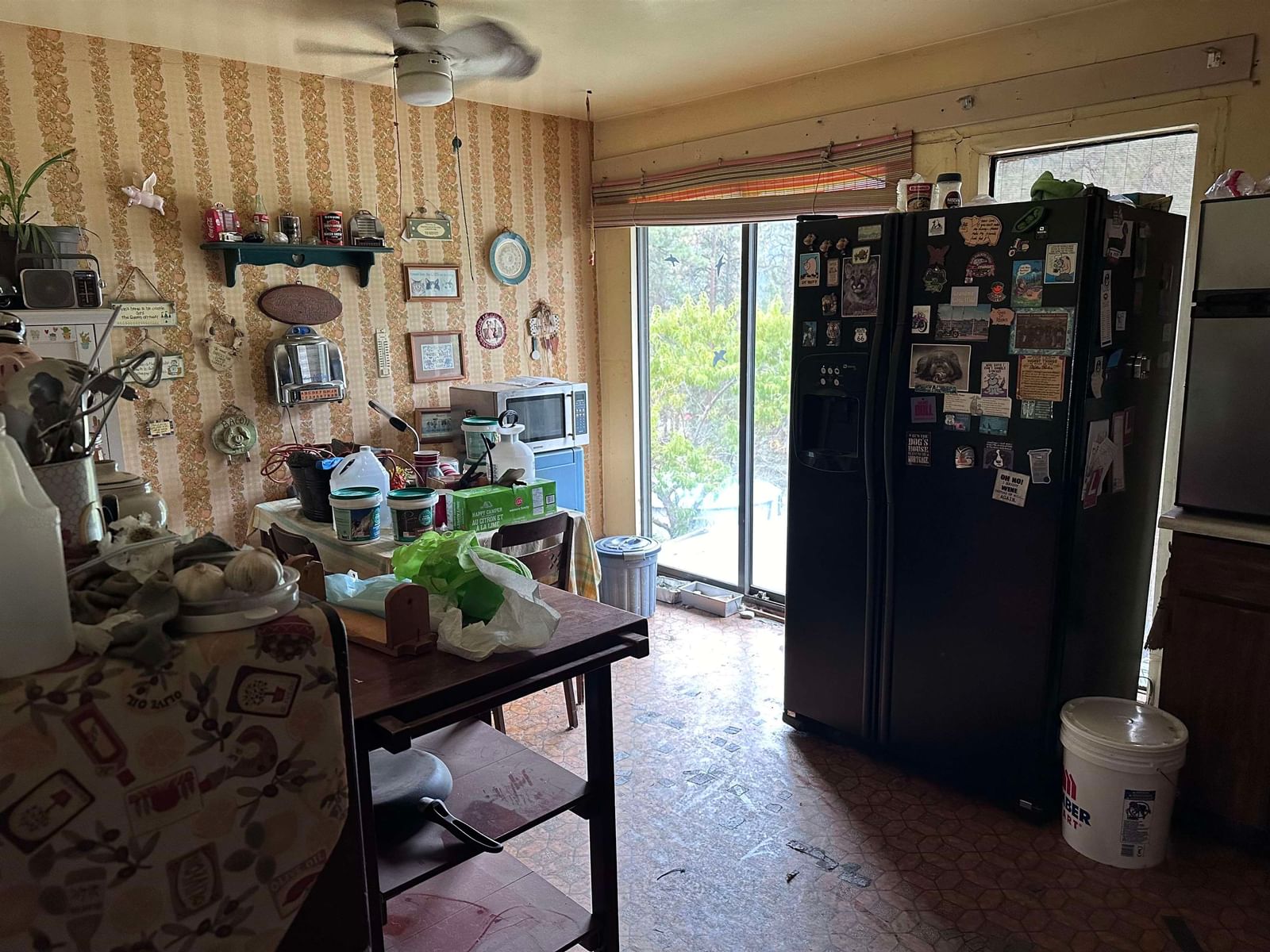 Listing Image 10