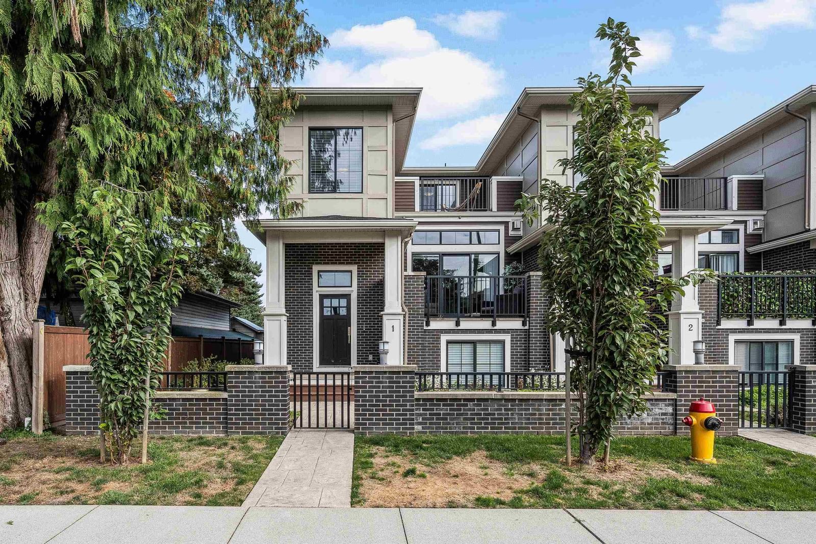 Listing Image 1