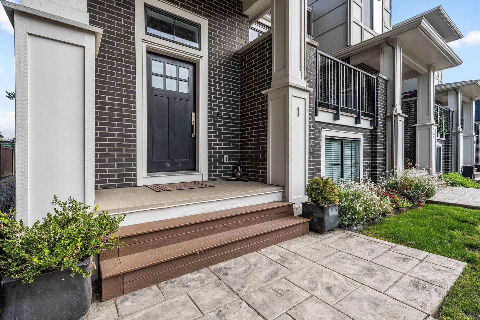Listing Image 9