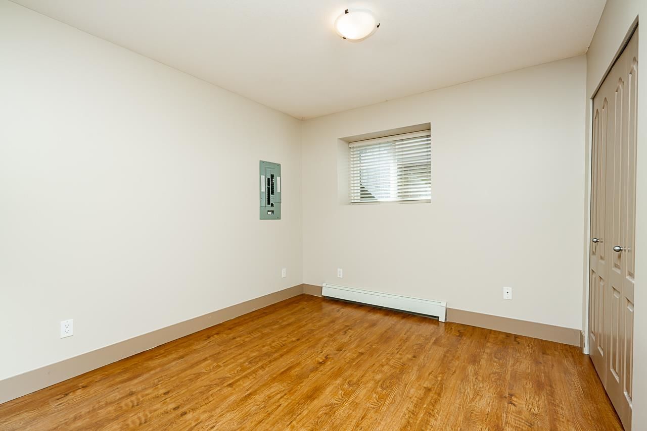 Listing Image 30