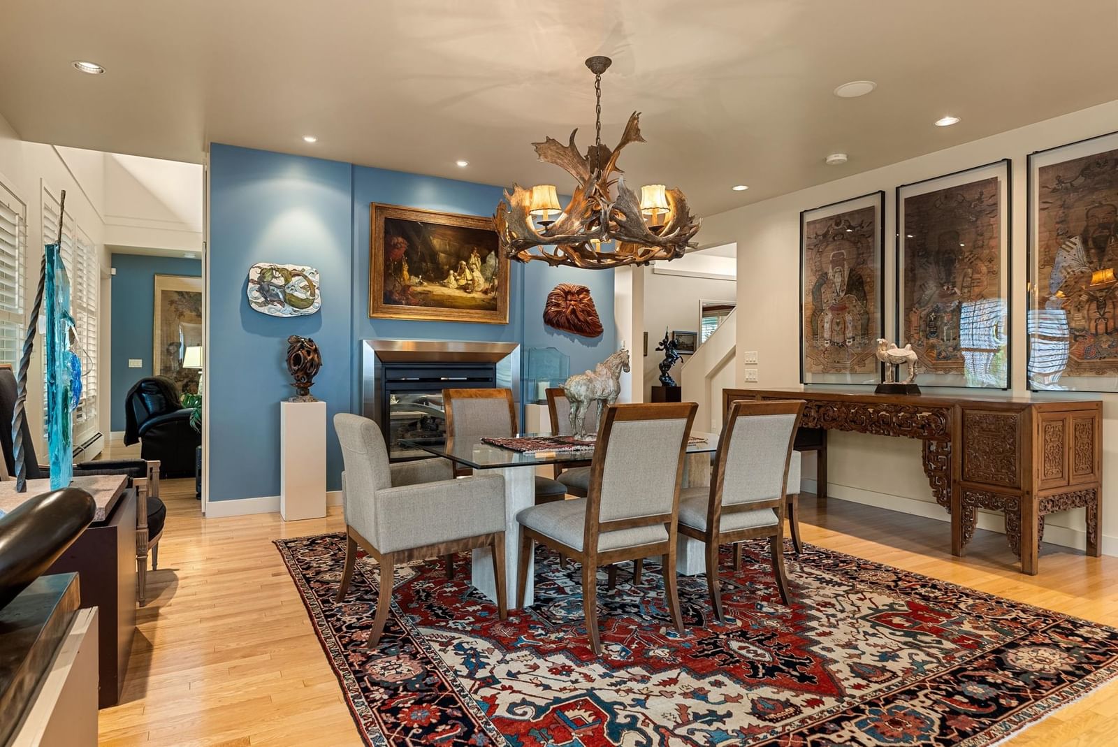 Listing Image 10
