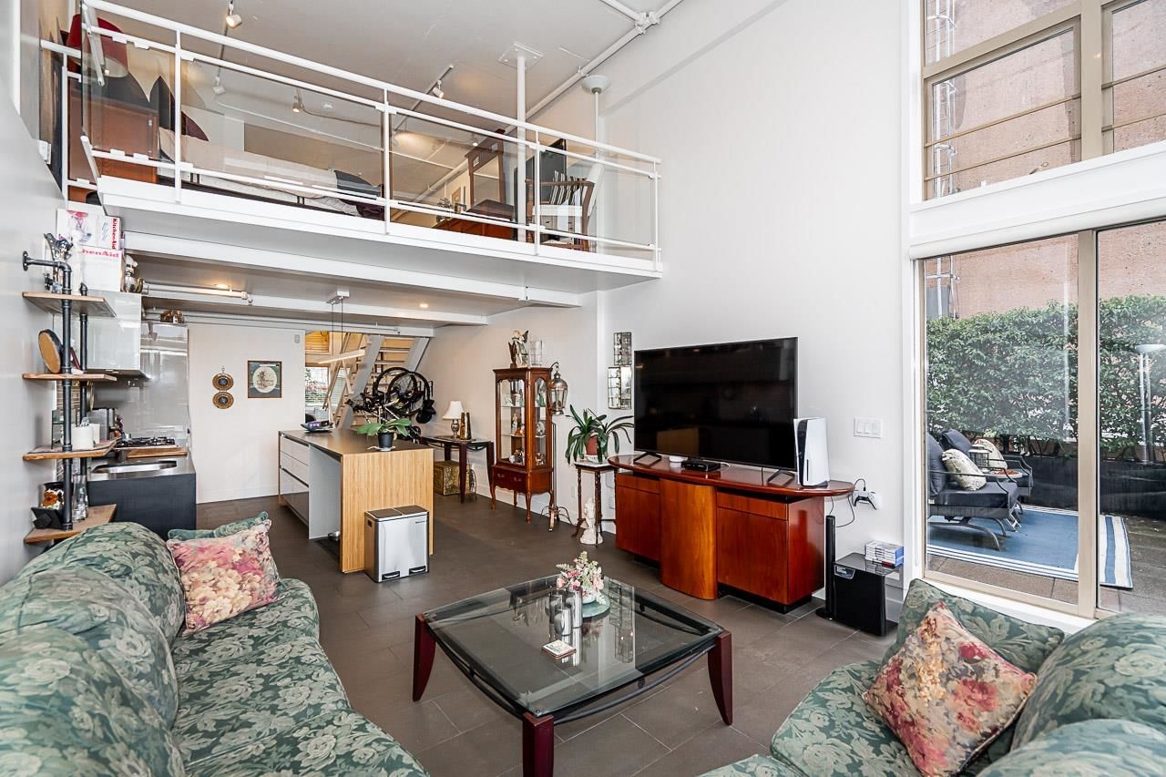 Listing Image 19