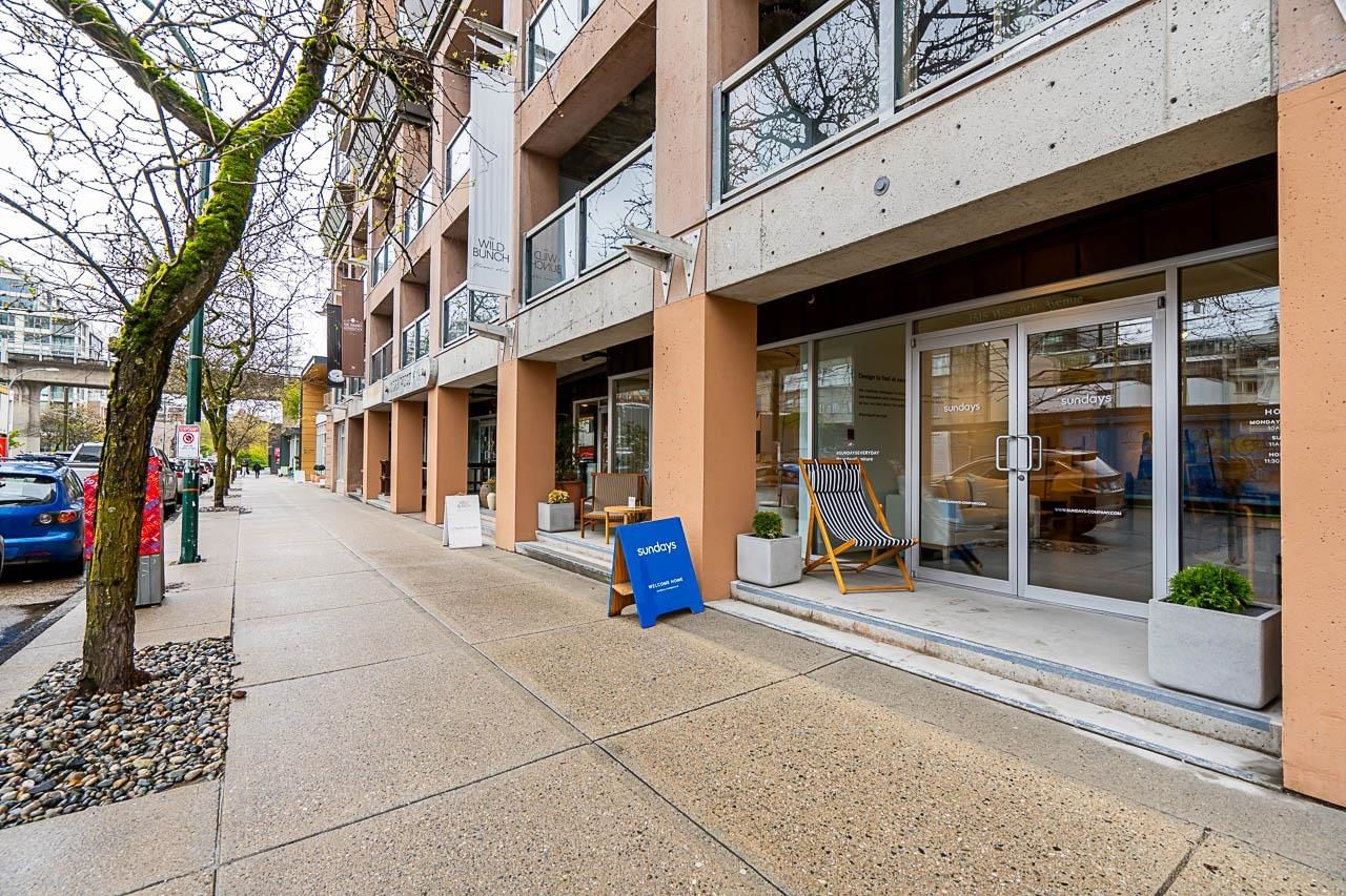 Listing Image 5