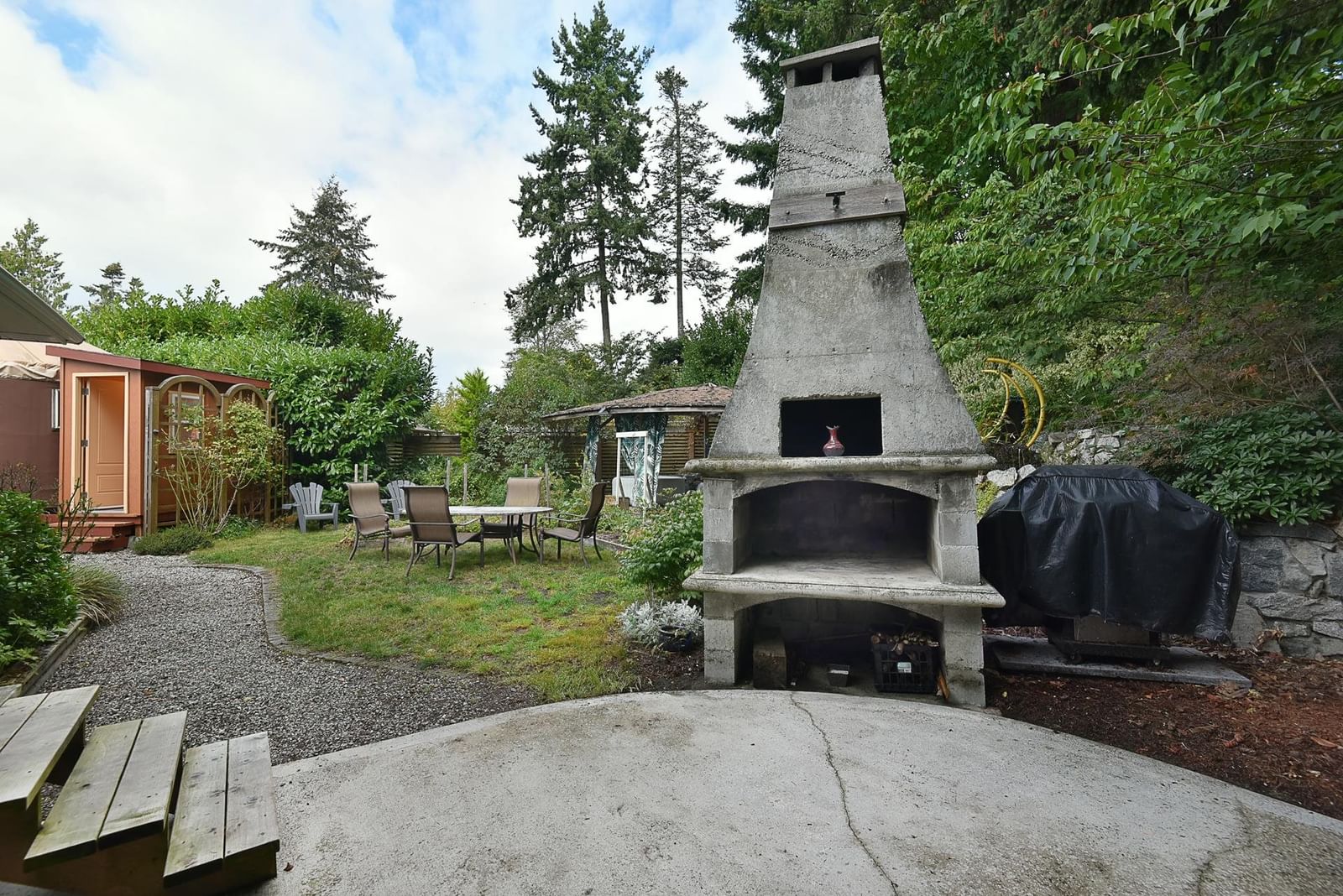 Listing Image 17