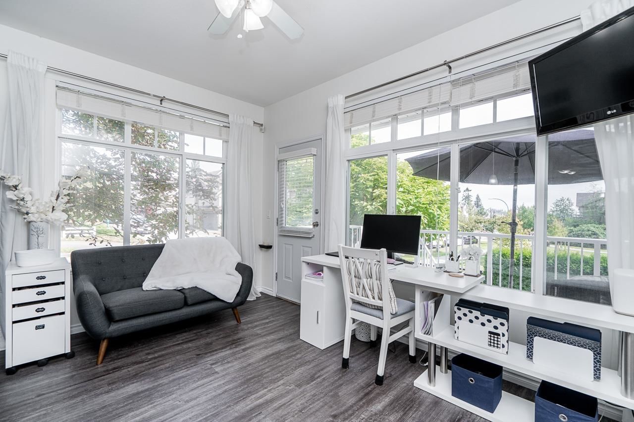 Listing Image 13