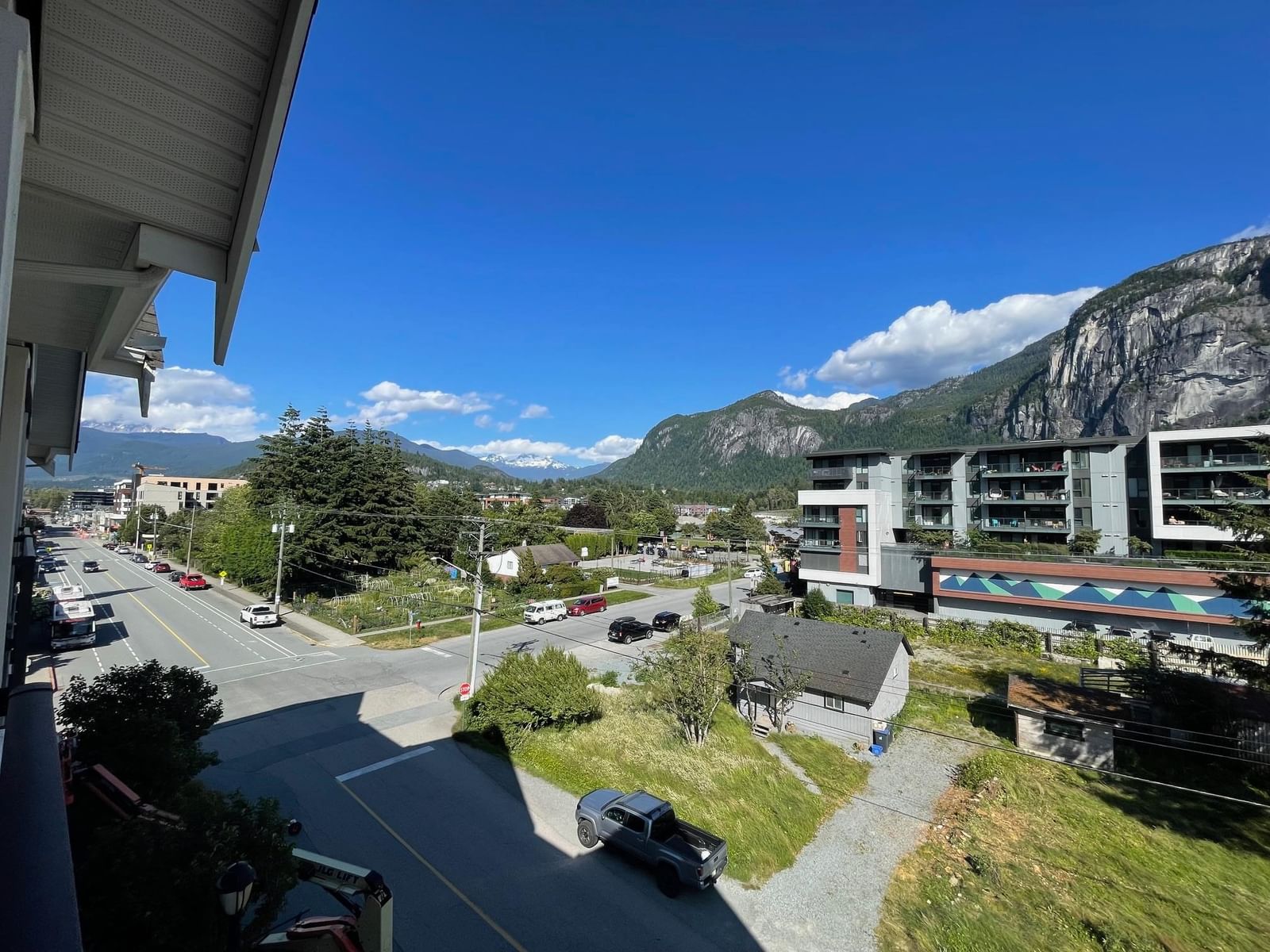 Listing Image 14
