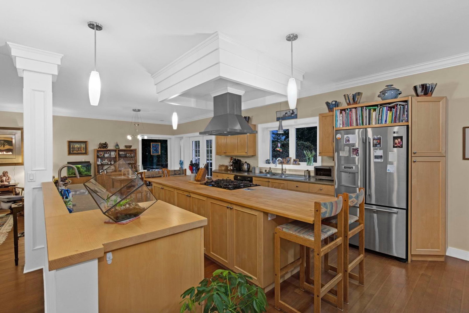 Listing Image 14